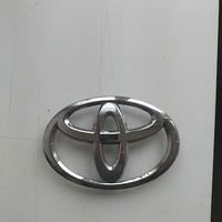 Stemma/Logo paraurti anteriore Toyota Aygo X