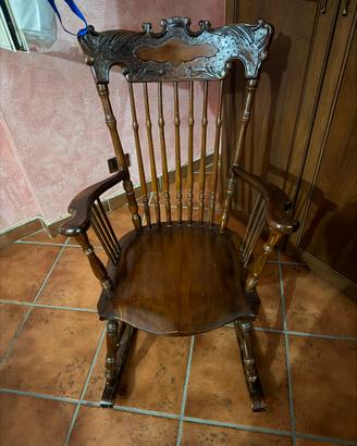 Sedia a dondolo vintage