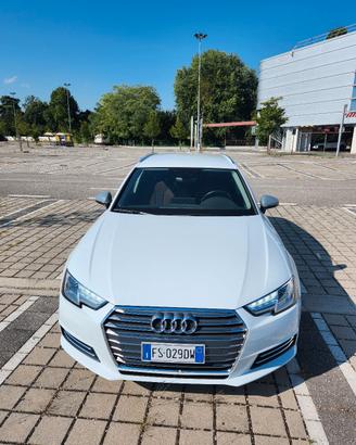 Audi a4 avant 2.0 TFSI s-tronic gtron business 