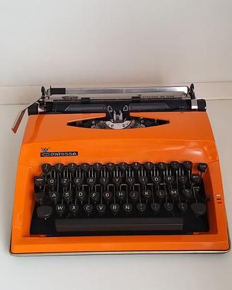 Macchina da scrivere Triumph anni '70