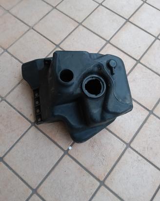 serbatoio benzina  PIAGGIO NRG capacità: 7 lt