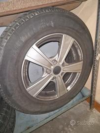 Cerchi e gomme kia sportage  r16