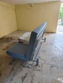 Divano letto matrimoniale 