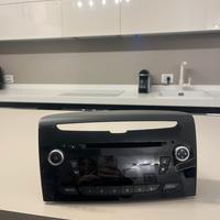 Stereo lancia y 2015 marca Bosh