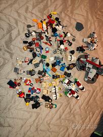 Lotto minifigure e accessori Lego Star Wars ecc