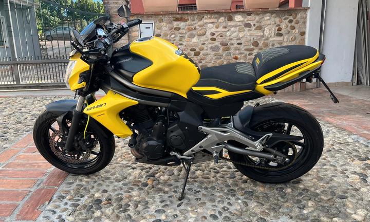 Kawasaki ER 6N - 2013 - PATENTE A2