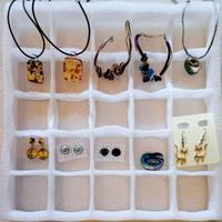 Orecchini Bracciali Collane Anelli