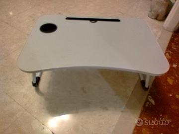 Tavolino per PC da letto 