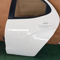 Porta posteriore sx Toyota Yaris 