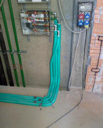 Idraulico/elettricista/telefonia