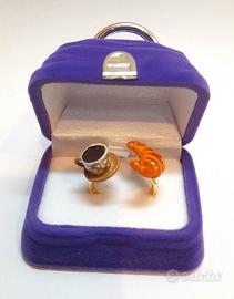 Anello regolabile tazzina di caffè con cornetto