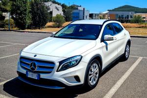Mercedes GLA 200 d Automatic Permuto