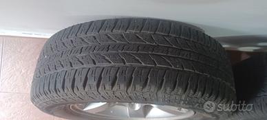 Cerchi in lega +gomme + distanziali da 3 cm