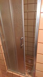 Porta scorrevole box doccia