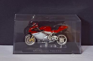 MV Augusta 750 F4S