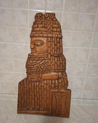 SCULTURA IN LEGNO INTAGLIATO A MANO