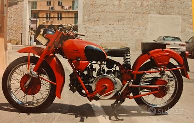 Guzzi falcone turismo anno 1950