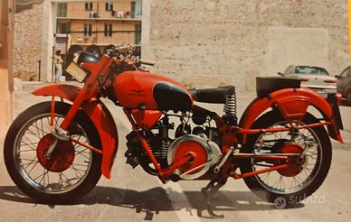 Guzzi falcone turismo anno 1950