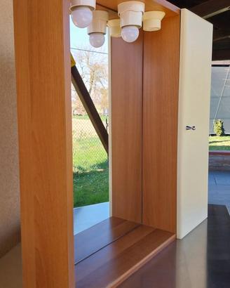 Mobiletto per bagno