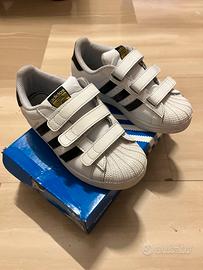 Scarpe adidas superstar NUM. 33