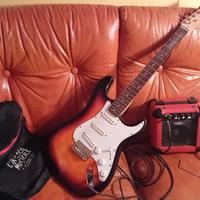 chitarra elettrica tipo Fender  modello Panther 