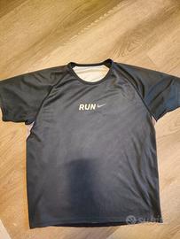 maglia-T-shirt Nike Run-taglia S