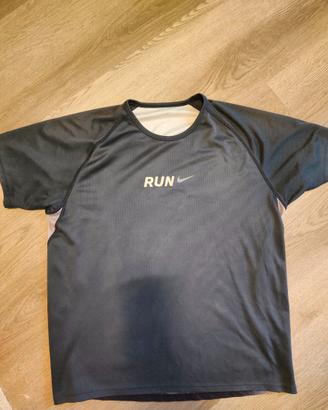 maglia-T-shirt Nike Run-taglia S