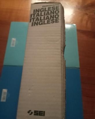 Dizionario 