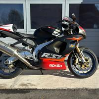 Aprilia Rsv 1000 R