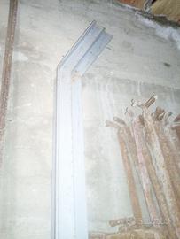 Paletti per recinzione