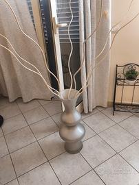 vado grigio con rami