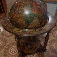 Mappamondo porta bottiglie