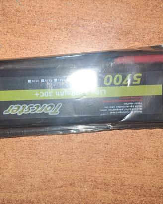 batteria lipo 5700mah 7.4v 30c 