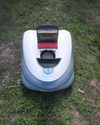 Robot taglia erba
