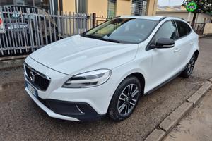 Volvo V40 Cross Country D2 Business Plus