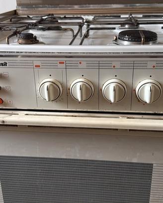 cucina a gas con forno 