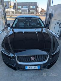 Auto Jaguar XE  Predtige 2000 turbo diesel 