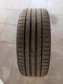 gomme 215/45ZR18