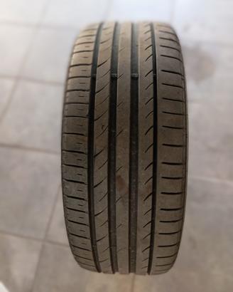 gomme 215/45ZR18