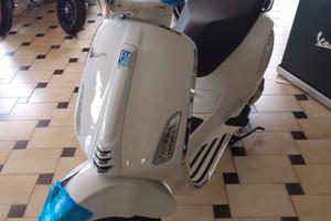 Piaggio Vespa 125 Primavera