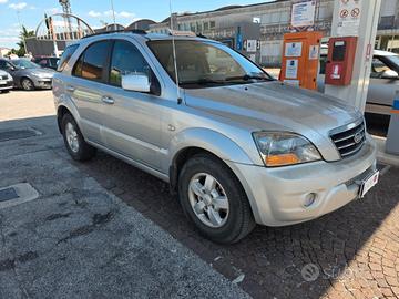 Kia Sorento 2.5 16V CRDI VGT 4WD con 212.000km Fri