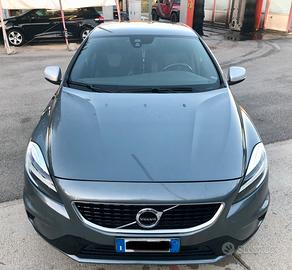 Volvo V40 D2 R Design