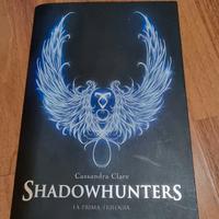 Shadowhunters, prima trilogia
