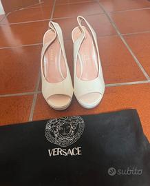 Décolleté Versace