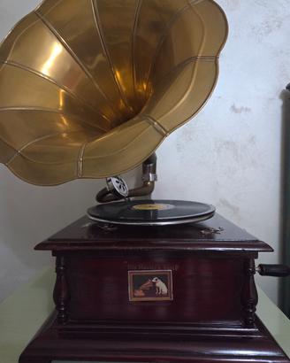 Grammofono His master voice