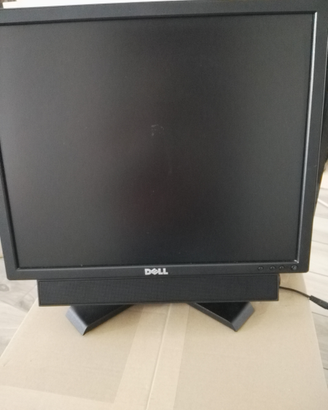 Pc fisso Dell vostro e schermo 17"