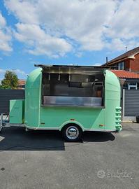 Rimorchio street food truck  Airstream trailer