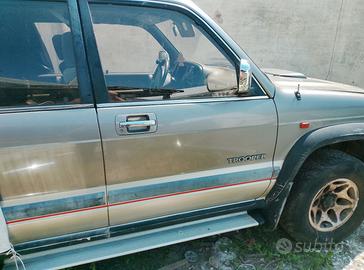 Isuzu Trooper 3.0, gancio traino 35 Q