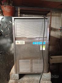 Macchina Fabbricatore Ghiaccio 25 kg