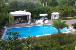 Villa di 250 m² con più di 5 locali a Somma Vesuvi